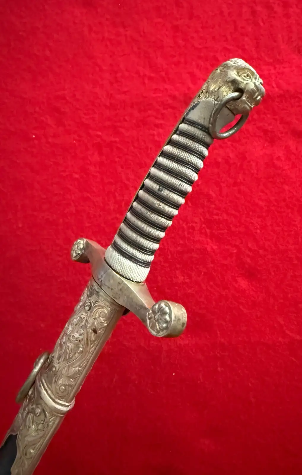 French Late 18th Century Lion Head Officer Sword - View 14