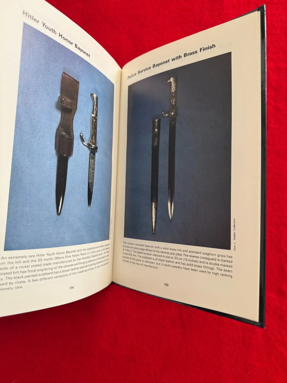 US 20th Century German Clamshells Collector Guide Book - View 4
