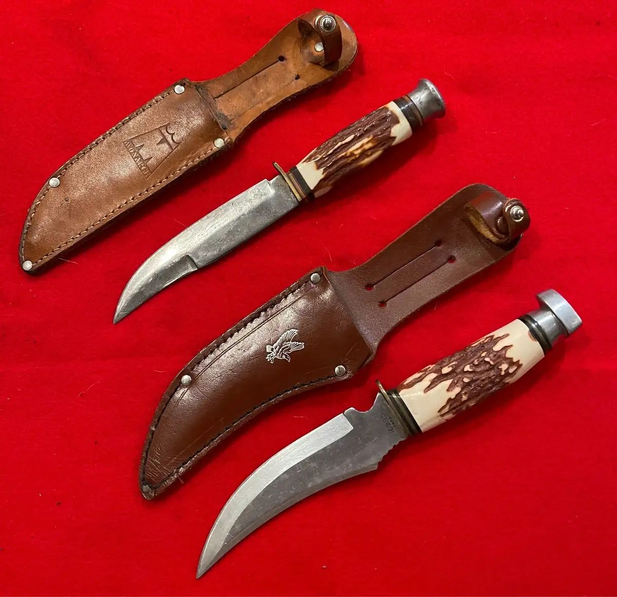 Japanese 20th Century Precise Hunting Knives Set alternate view