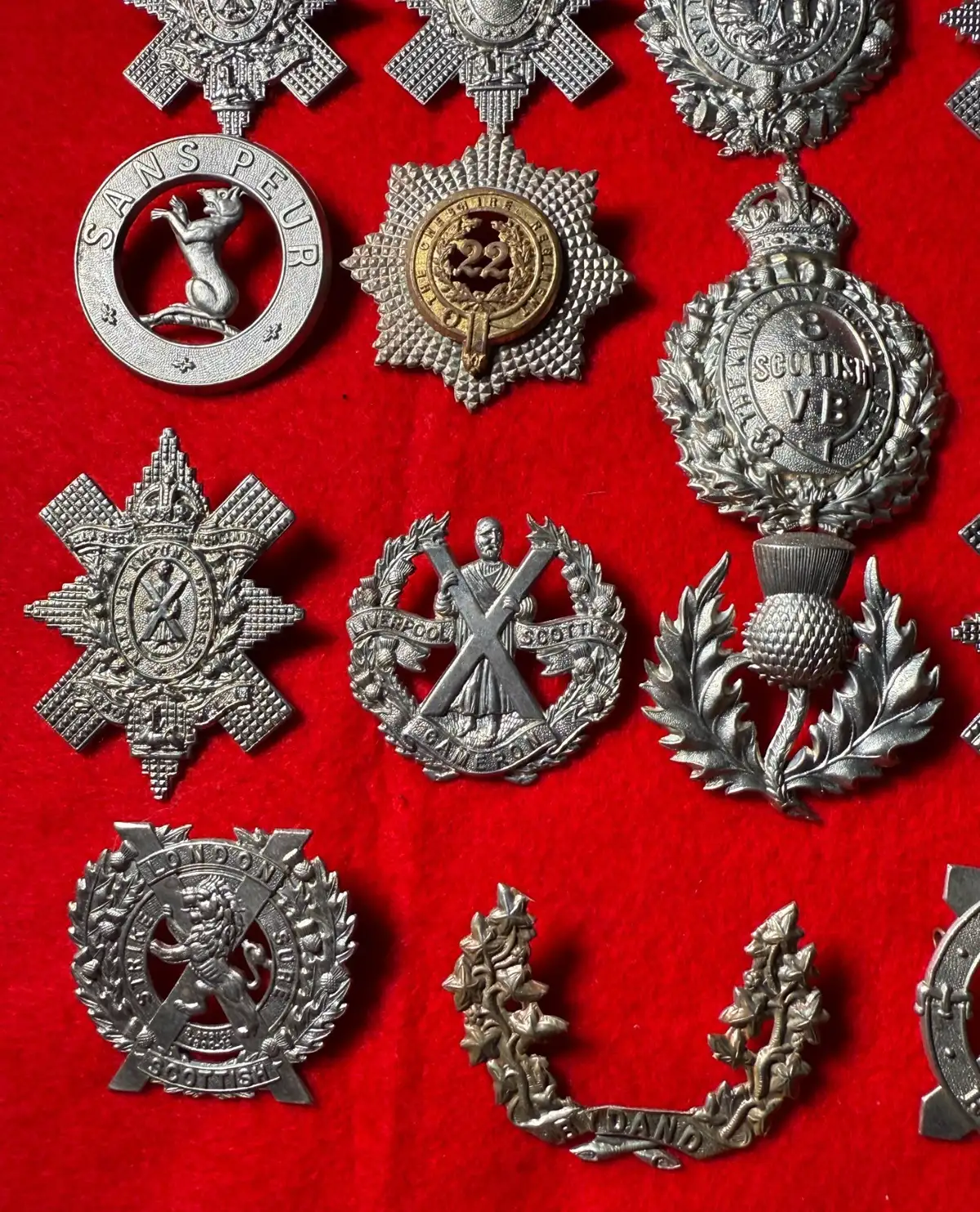 British 20th Century Military Cap Badge Lot - View 4