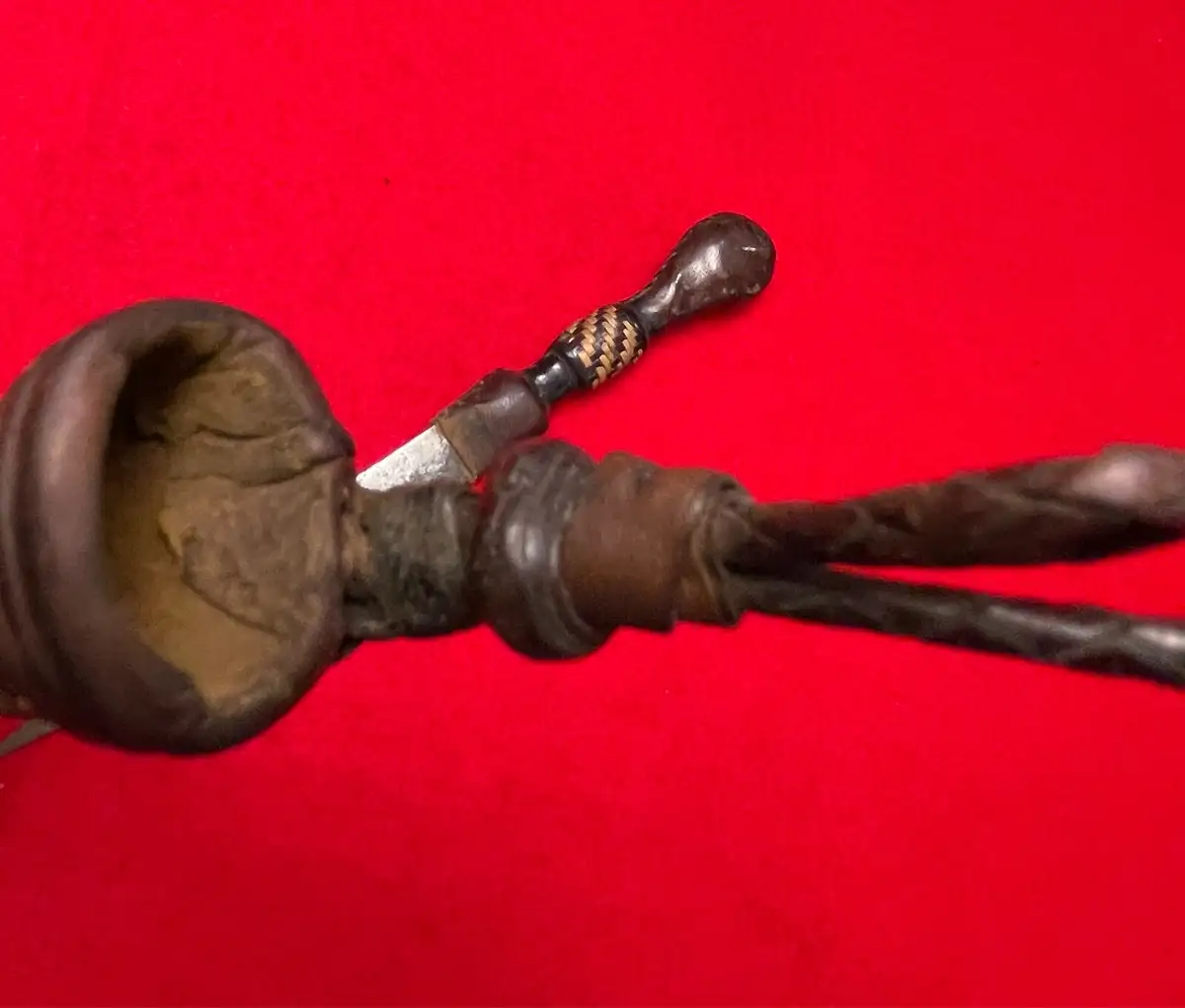 Liberian 20th Century Saharan Fringed Leather Knife - View 10