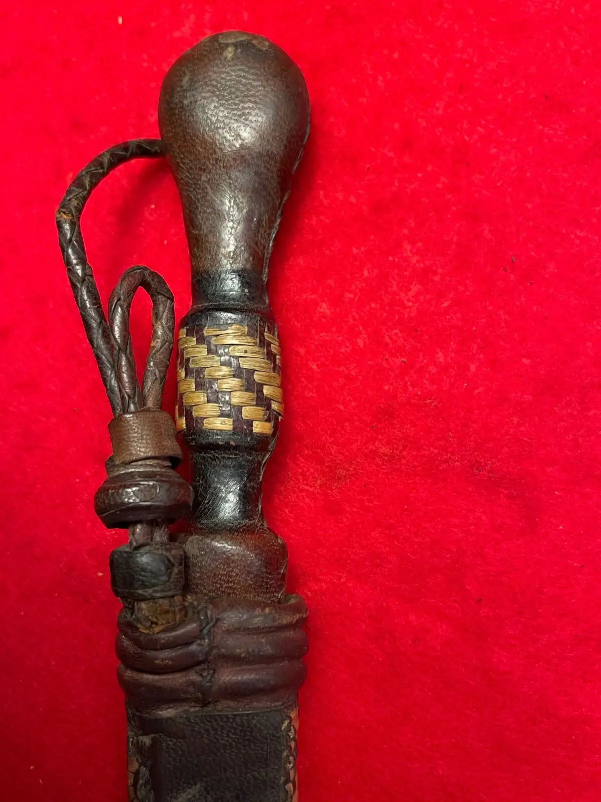 Liberian 20th Century Saharan Fringed Leather Knife - View 6