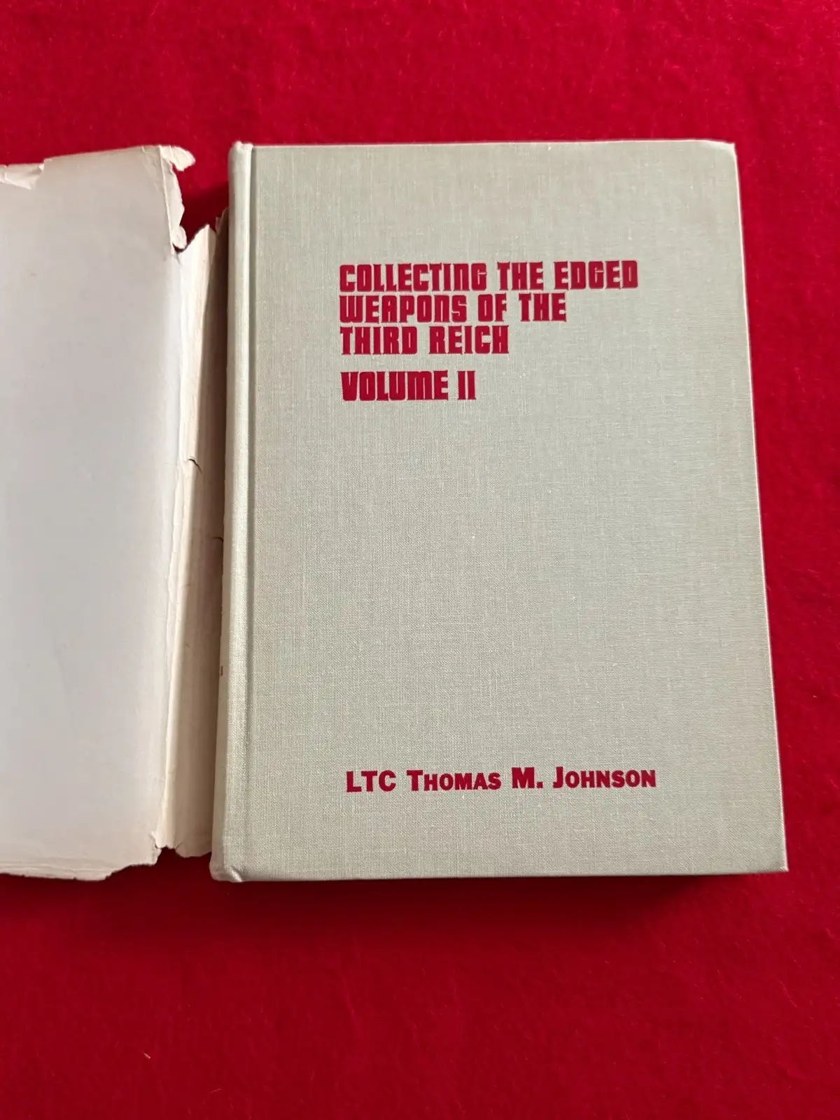 US 20th Century German Edged Weapons Vol II Book alternate view
