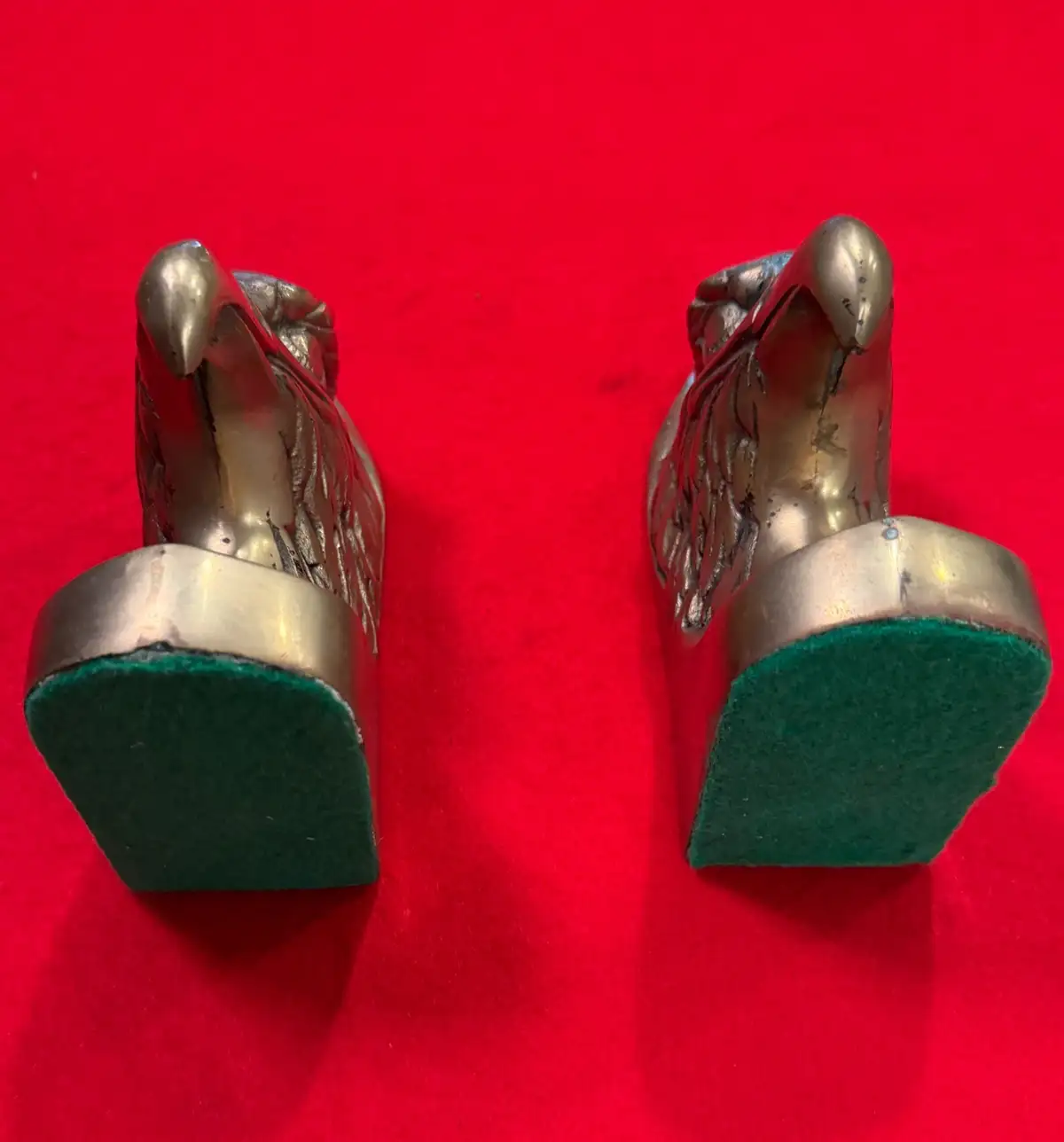 US 20th Century Brass Eagle Head Bookends Set - View 6
