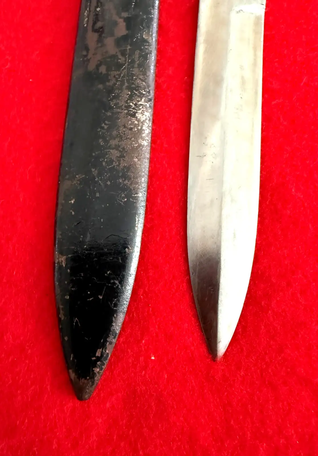 Original Italian WW2 MVSN Blackshirt Fighting Dagger - View 6