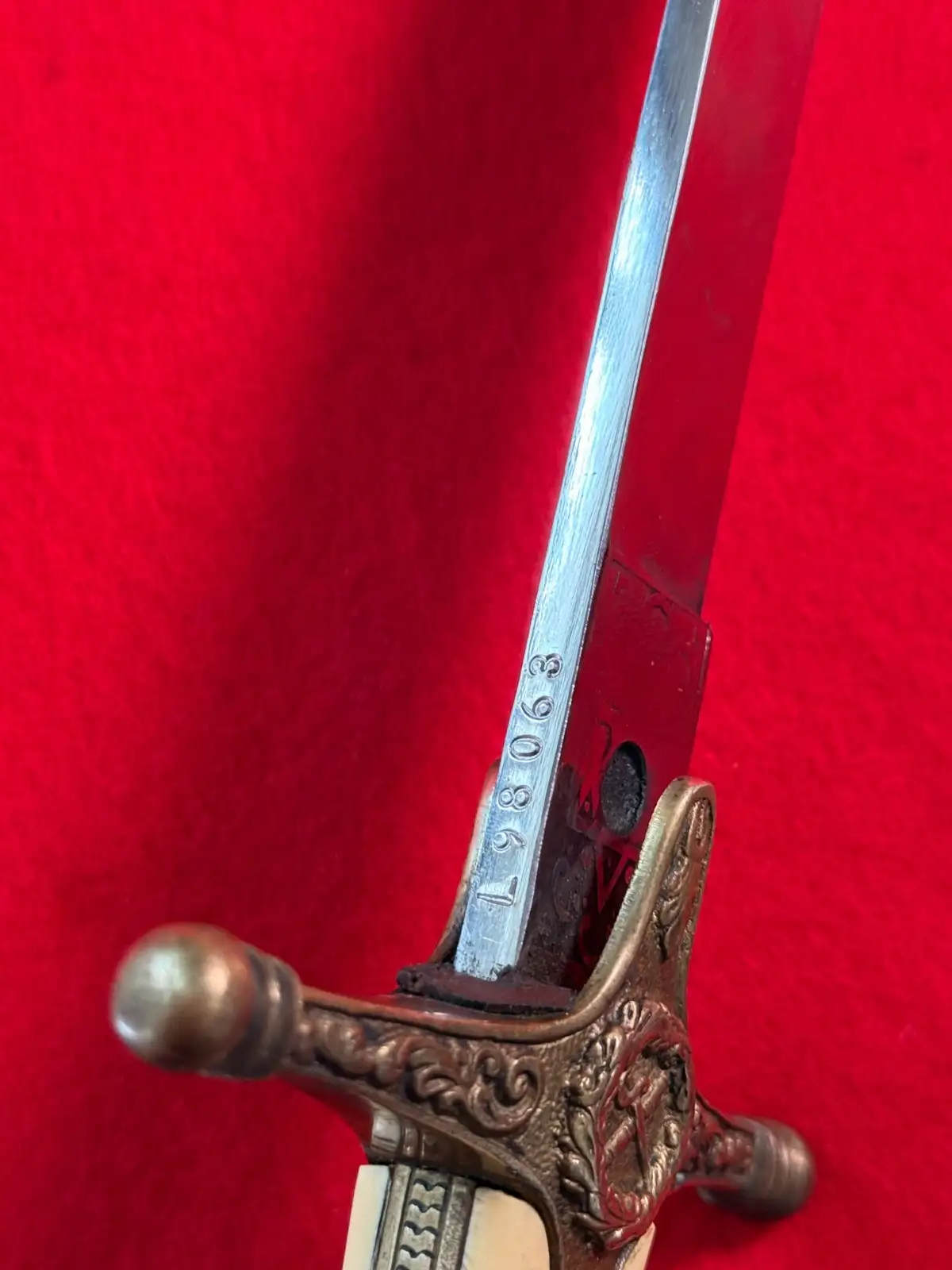 British M1831 Mameluke Officer Saber with Scabbard - View 8