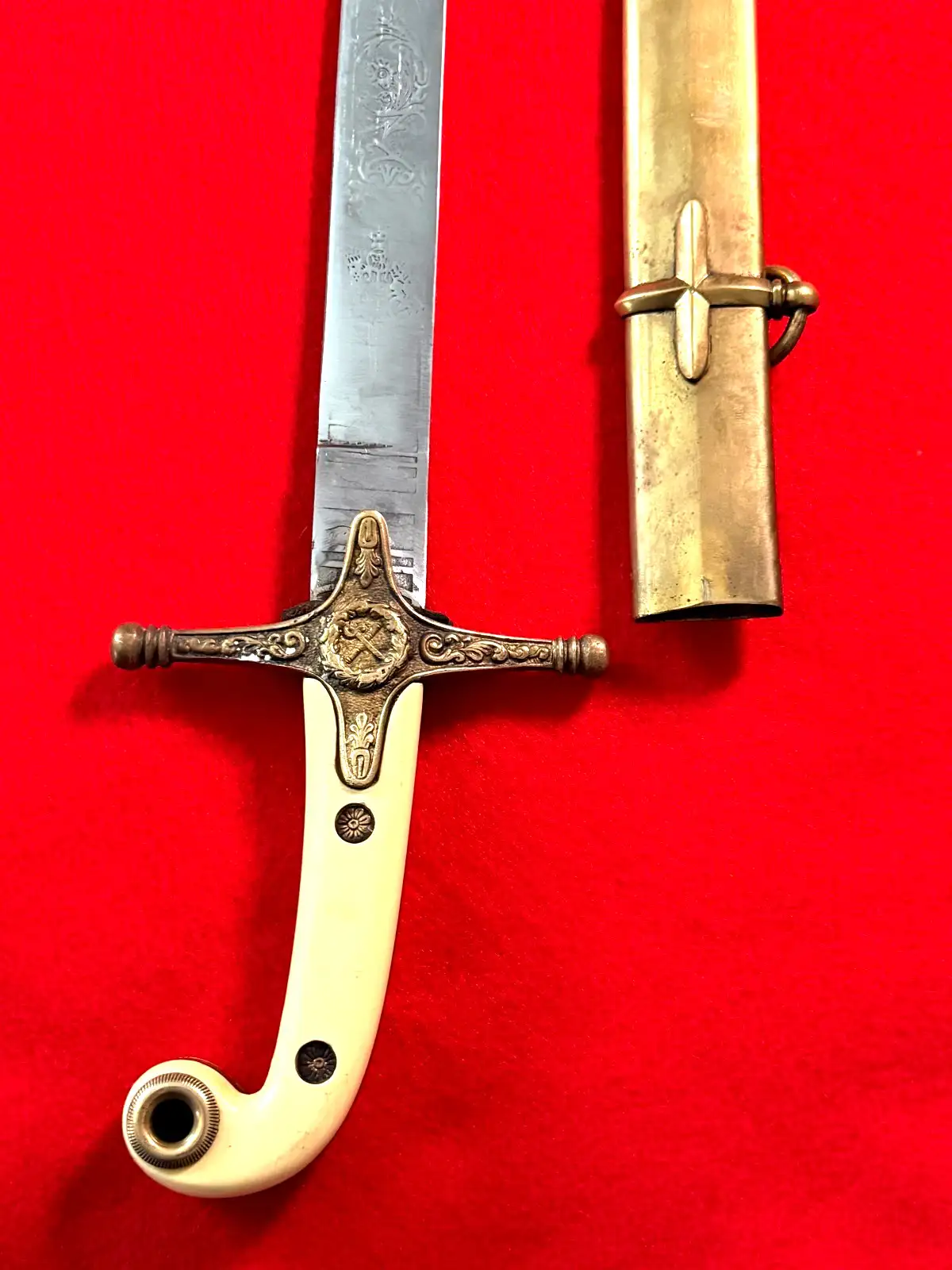 British M1831 Mameluke Officer Saber with Scabbard - View 9