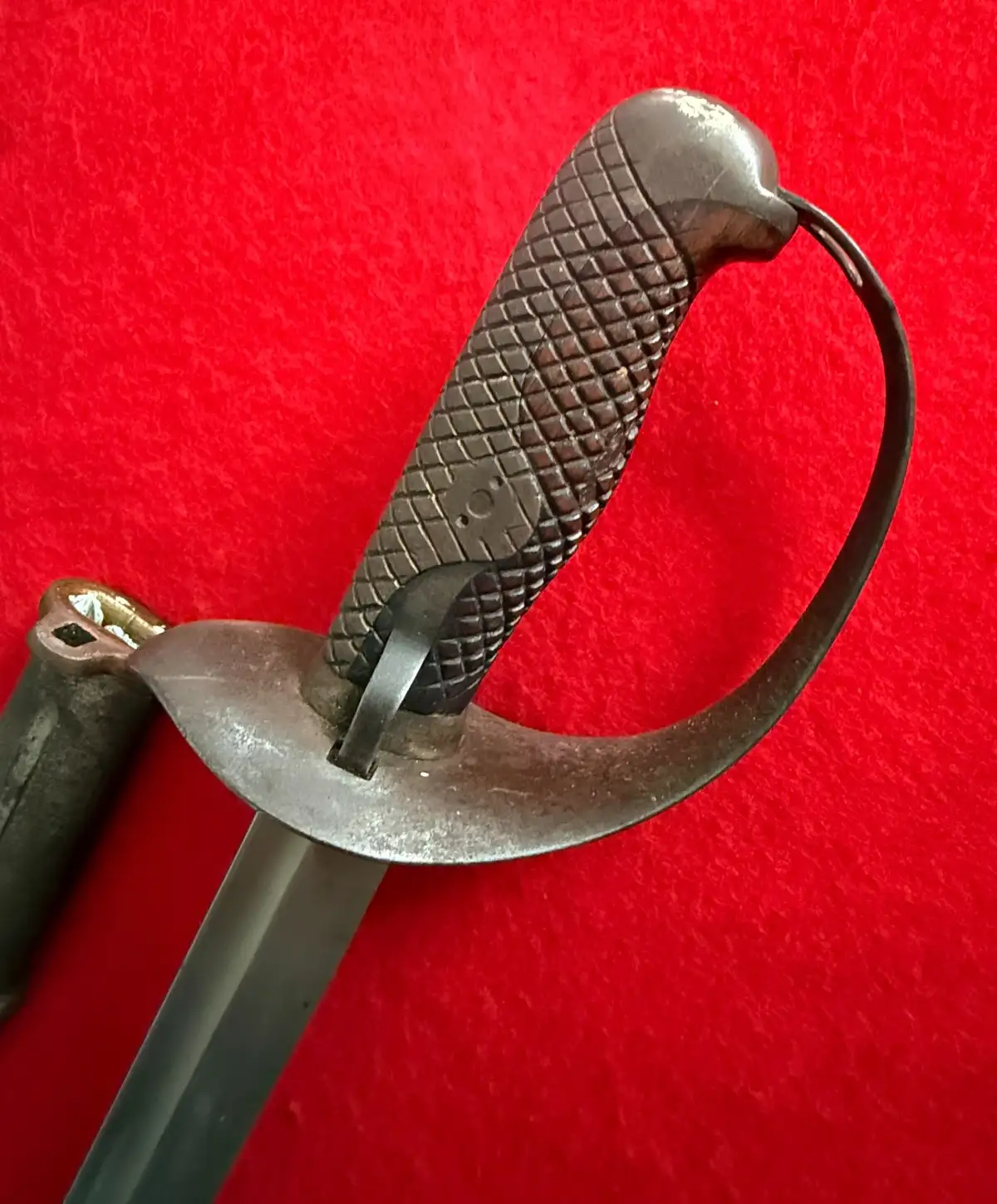 Original Japanese Type 32 Cavalry Sabre with Scabbard - View 16