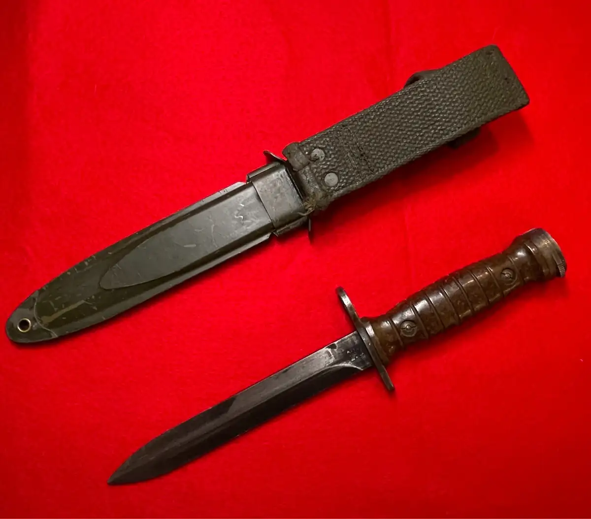 Original US Cold War AET M7 Bayonet Dated 1969 - View 3