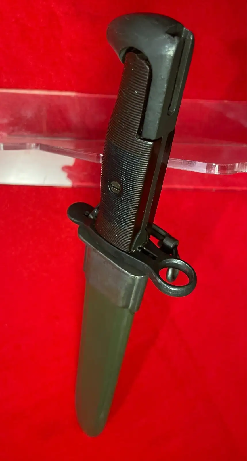 Original US WW2 M1 Bayonet Dated 1942 with Scabbard - View 13