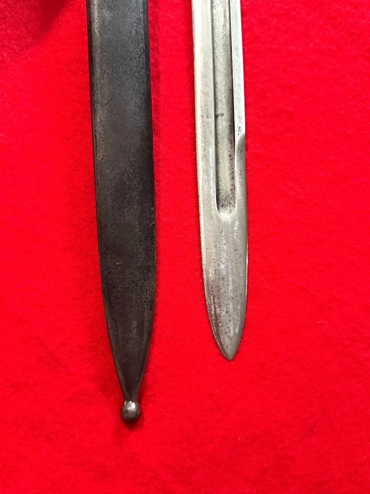Original US M1892 Krag Rifle Bayonet with Scabbard - View 4