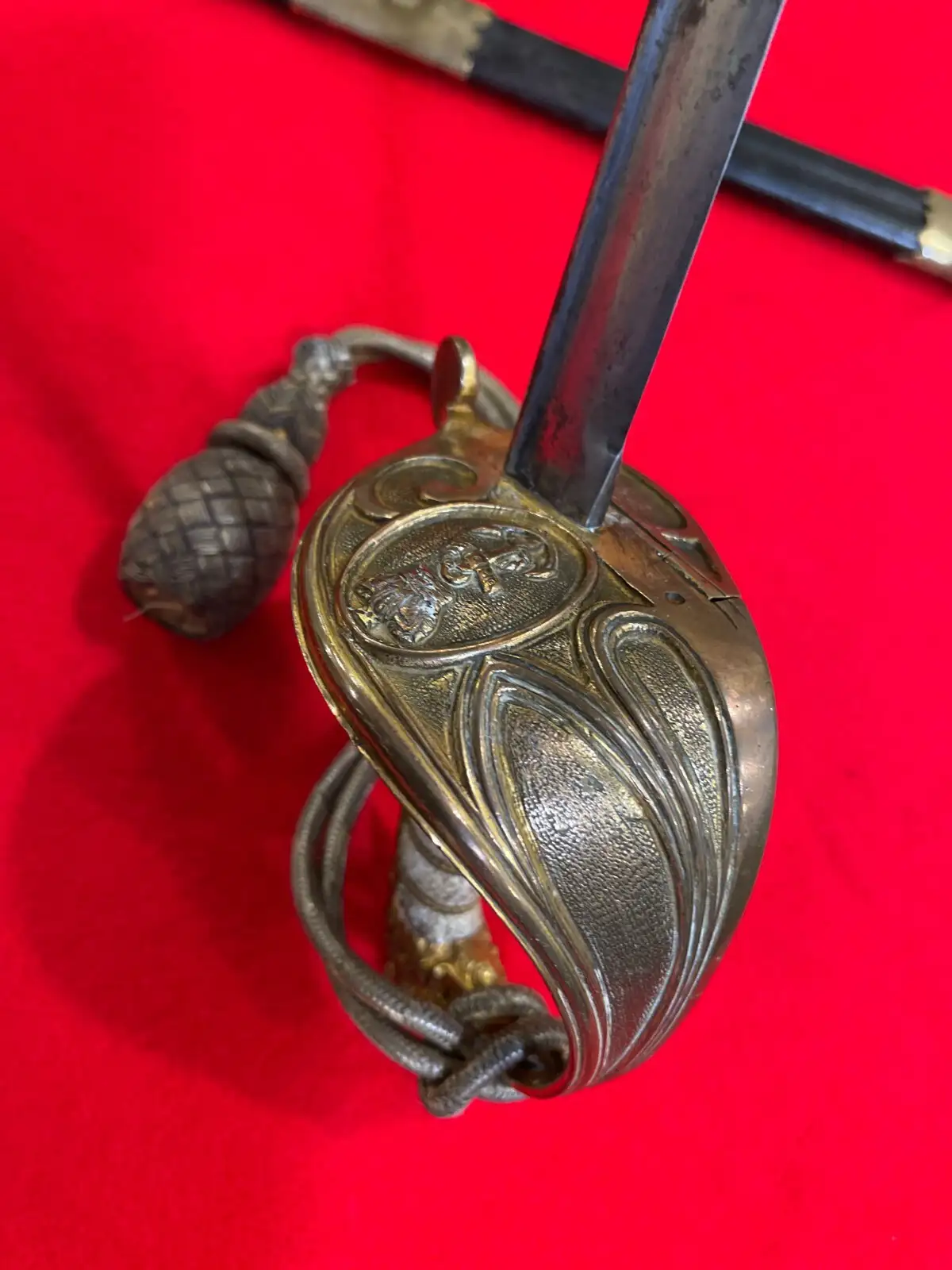 Original British Royal Navy George V Officer Sword - View 9