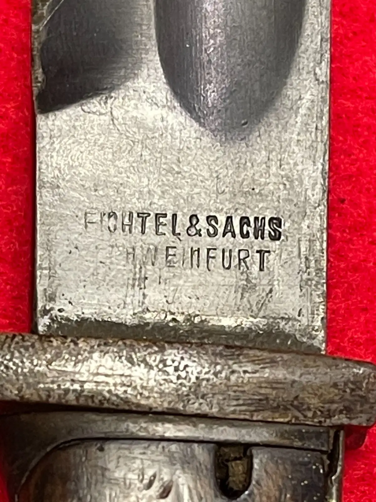 Original German WW1 M1898/05 Butcher Bayonet - View 10