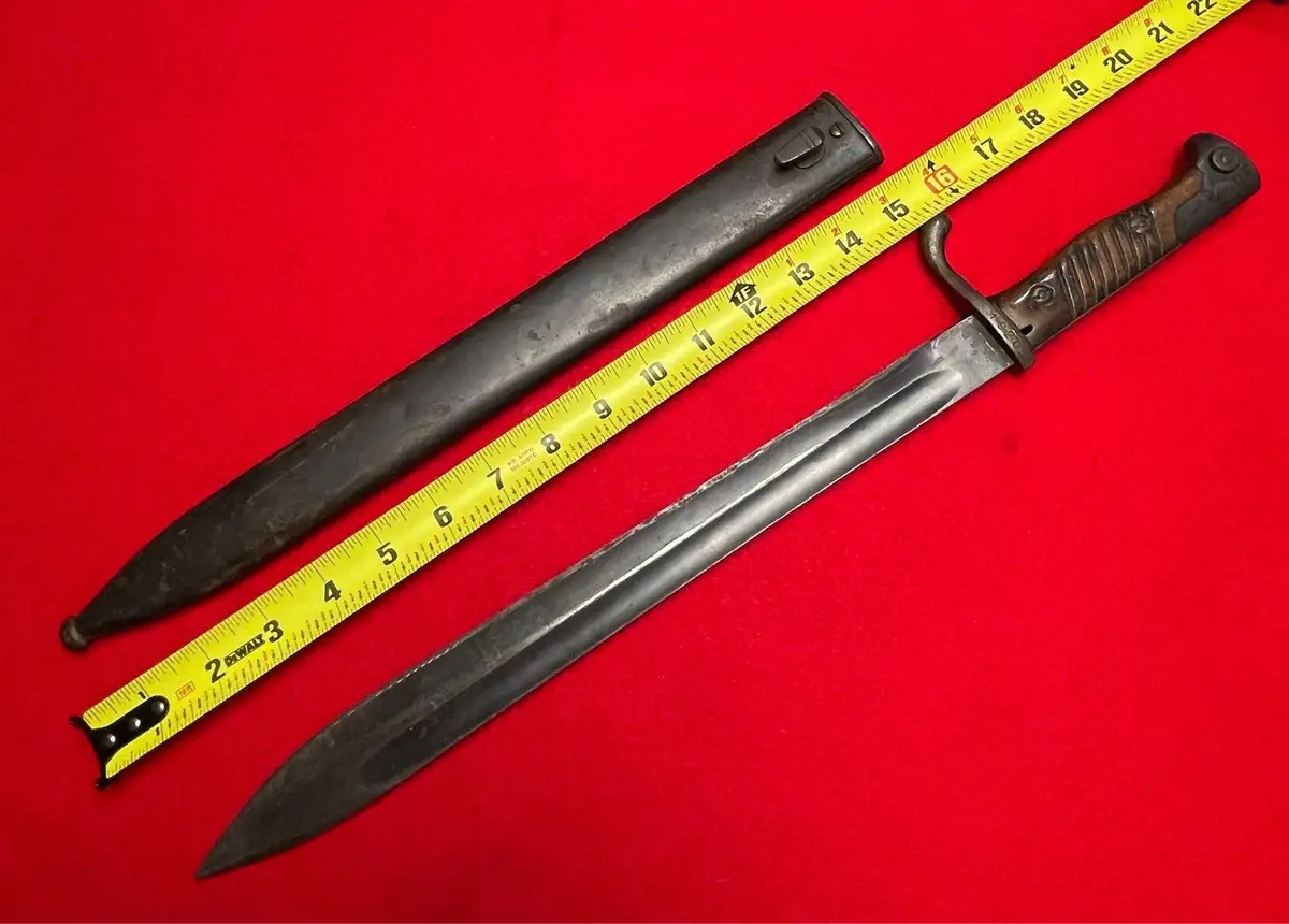 Original German WW1 M1898/05 Butcher Bayonet alternate view