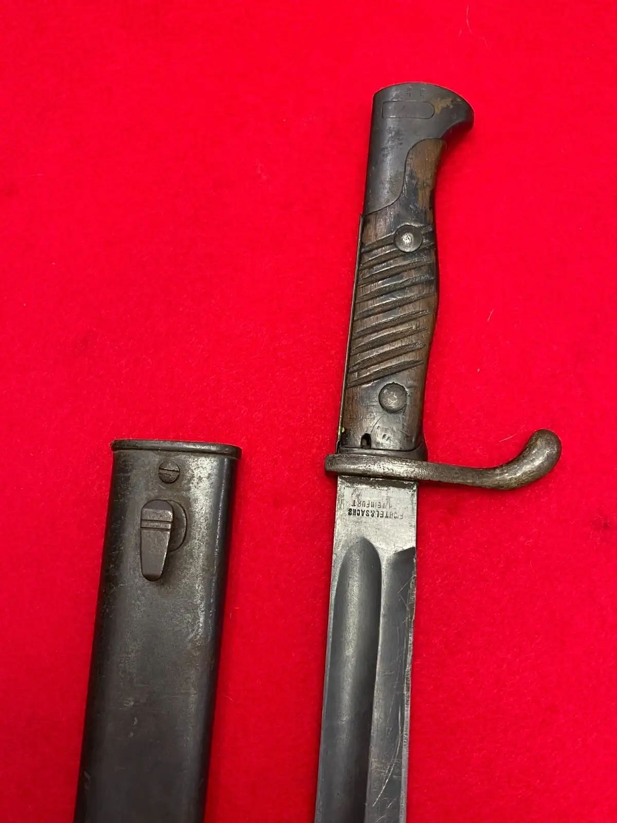 Original German WW1 M1898/05 Butcher Bayonet - View 8