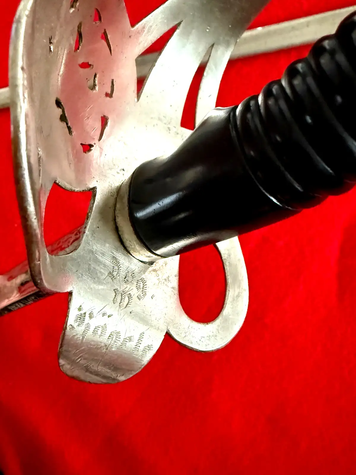 Original German WW1 Cavalry Officer Sword - View 19